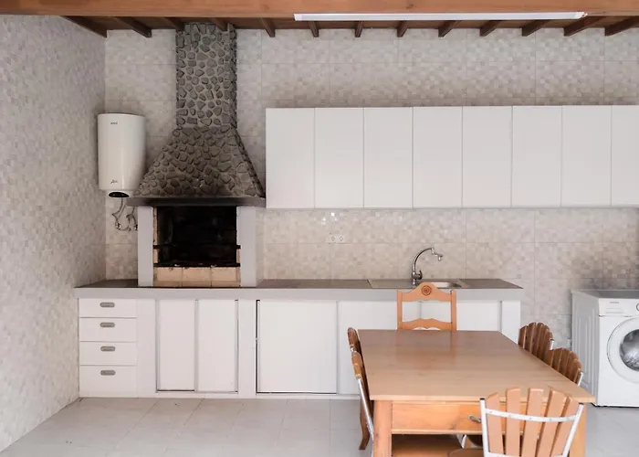 Holiday home Levada's House *